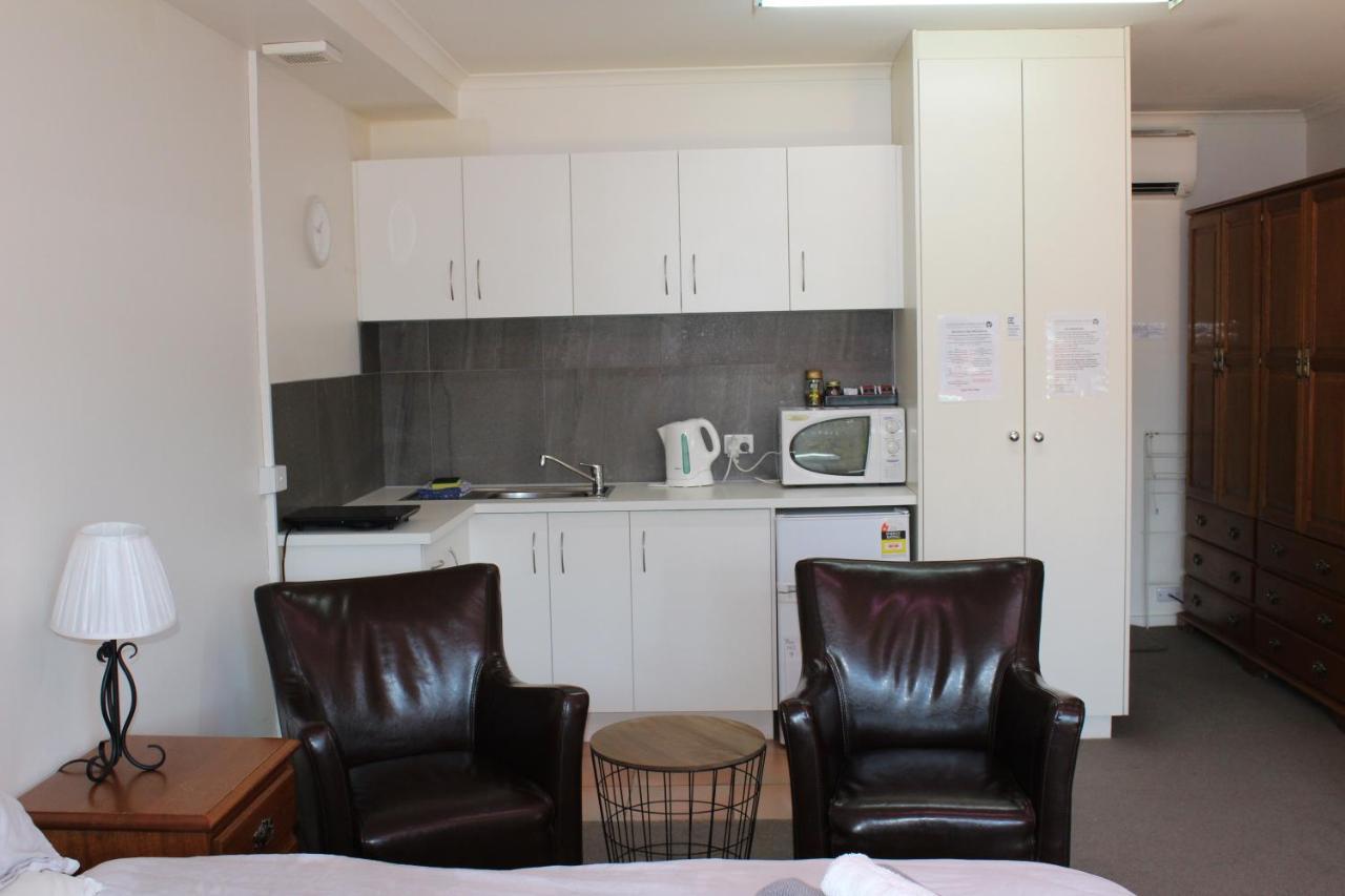 Box Hill Studio Apartment 2 Exteriör bild